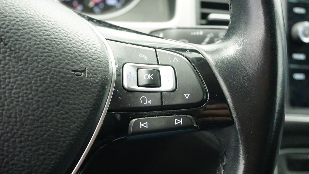 Thumbnail: 2018 Volkswagen Atlas - 30