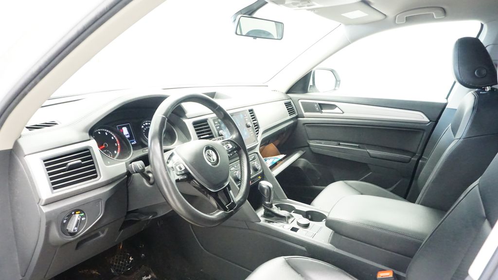 Thumbnail: 2018 Volkswagen Atlas - 12