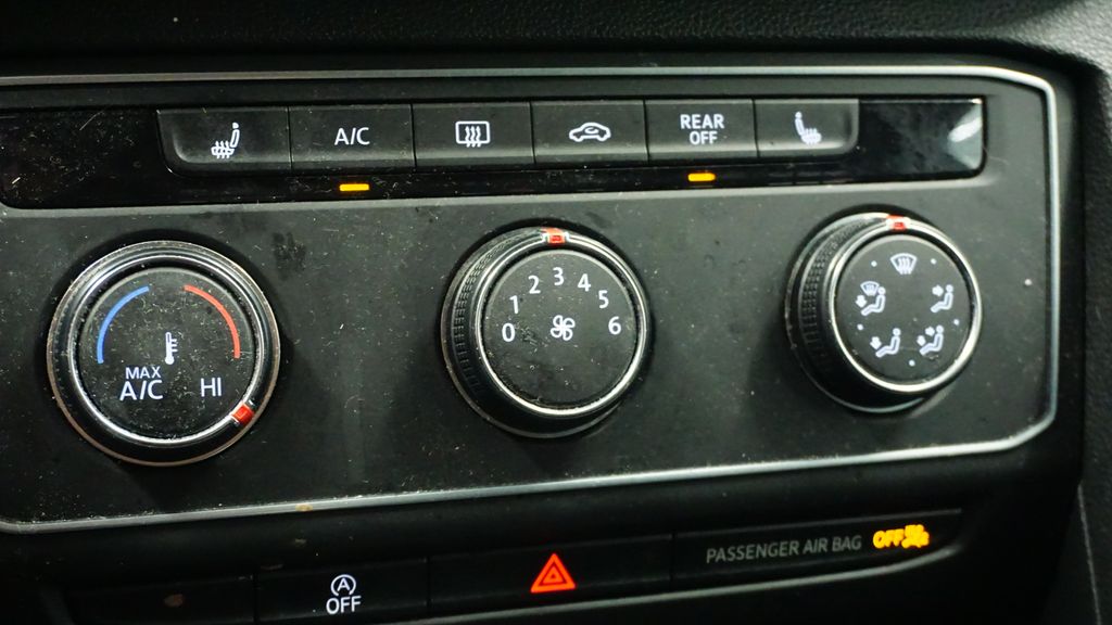 Thumbnail: 2018 Volkswagen Atlas - 27