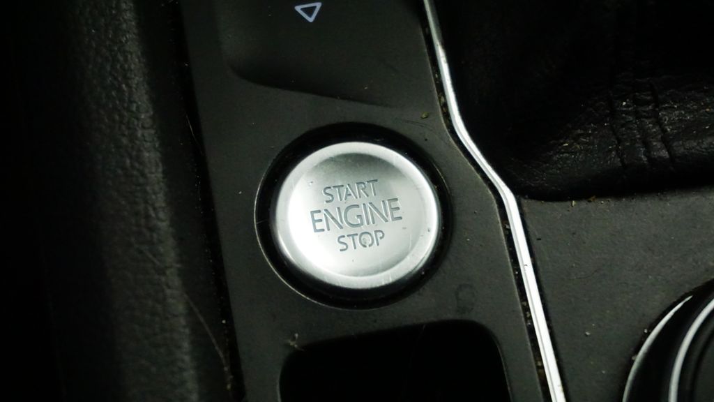 Thumbnail: 2018 Volkswagen Atlas - 34