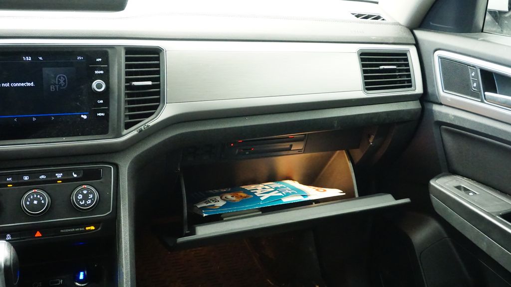 Thumbnail: 2018 Volkswagen Atlas - 24