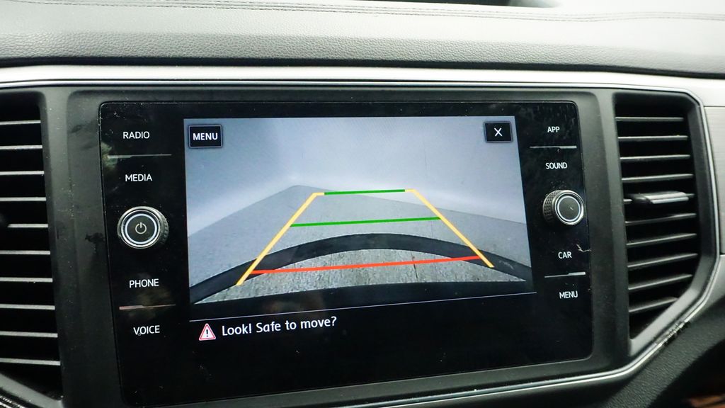 Thumbnail: 2018 Volkswagen Atlas - 28