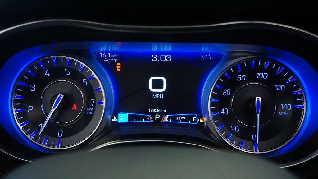 Thumbnail: 2019 Chrysler 300 - 16