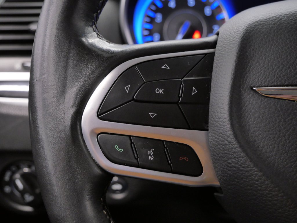 Thumbnail: 2021 Chrysler 300 - 20