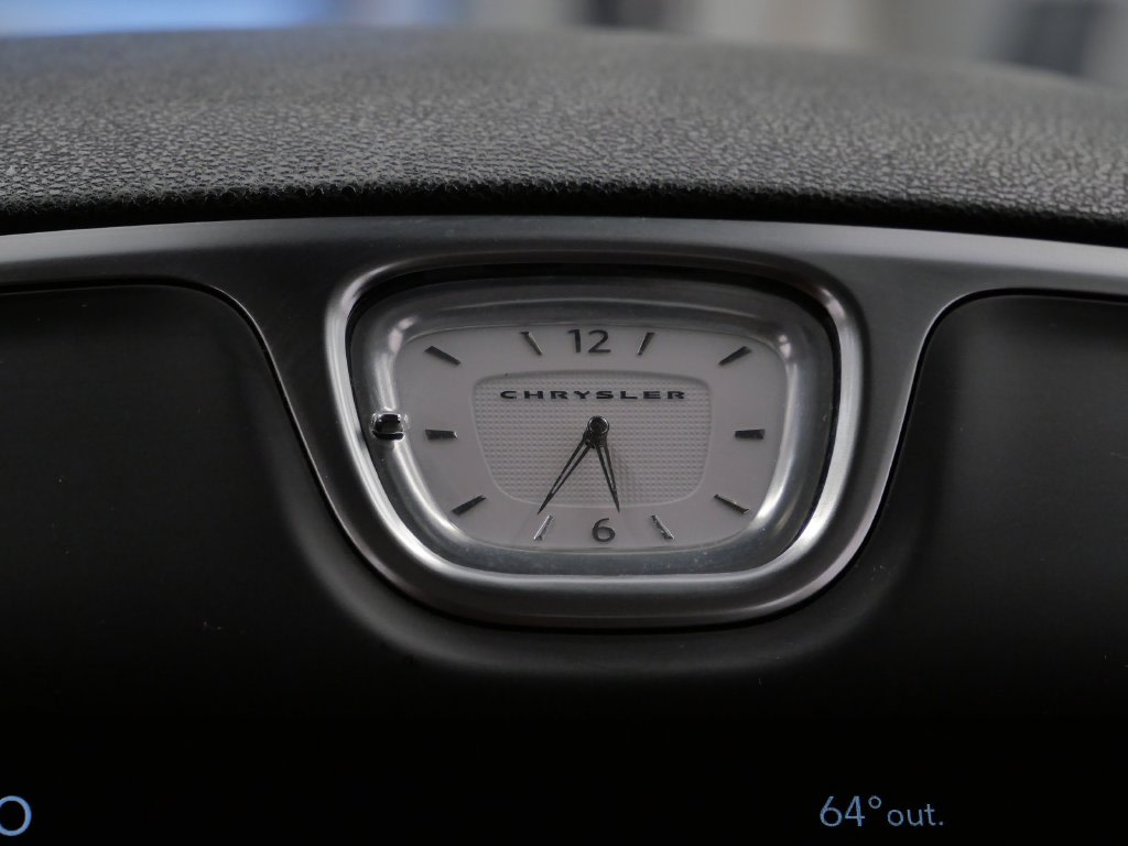 Thumbnail: 2021 Chrysler 300 - 26