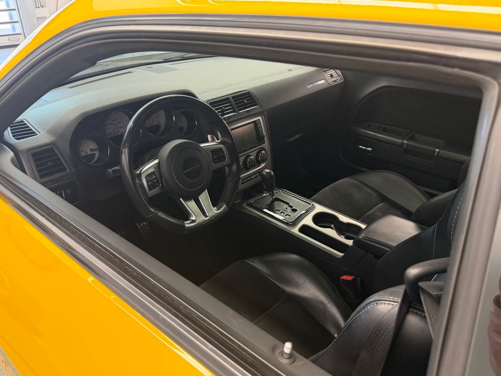 Thumbnail: 2012 Dodge Challenger - 22