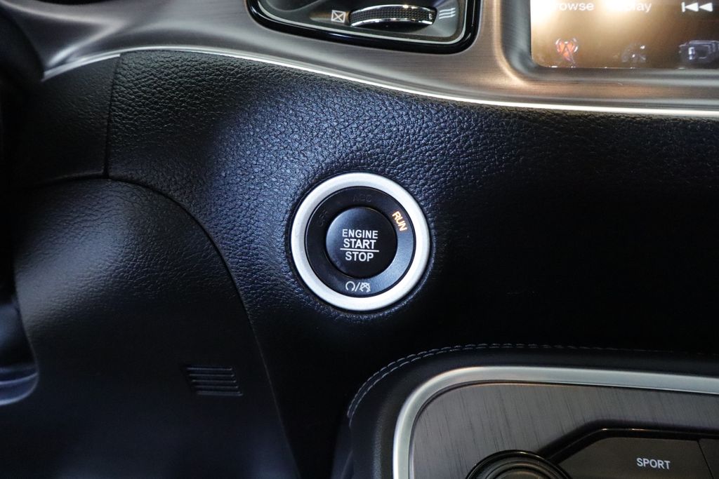 Thumbnail: 2016 Dodge Challenger - 25