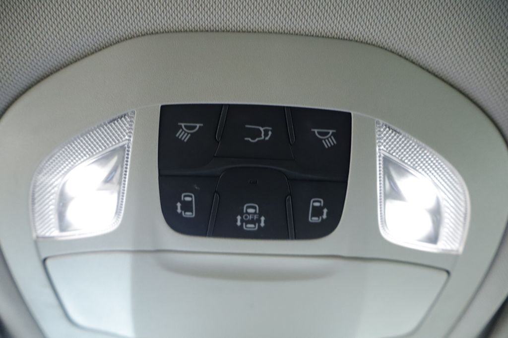 Thumbnail: 2023 Chrysler Pacifica - 15