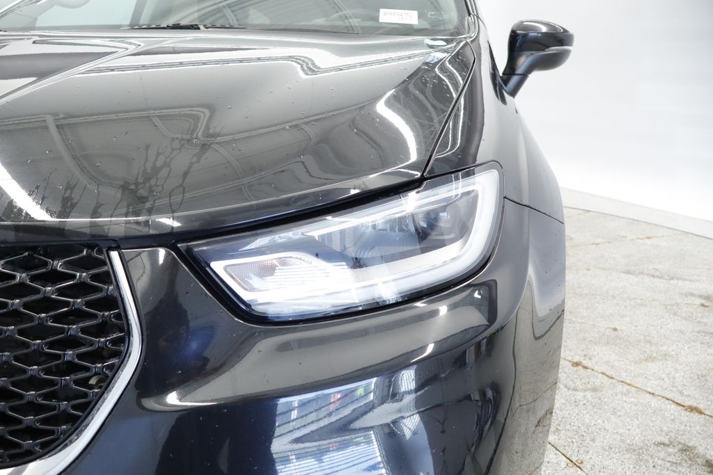 Thumbnail: 2023 Chrysler Pacifica - 20