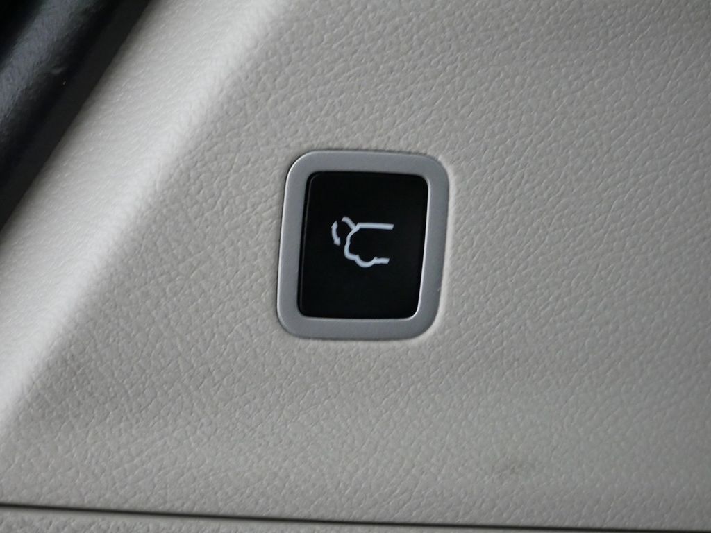 Thumbnail: 2024 Chrysler Pacifica - 19