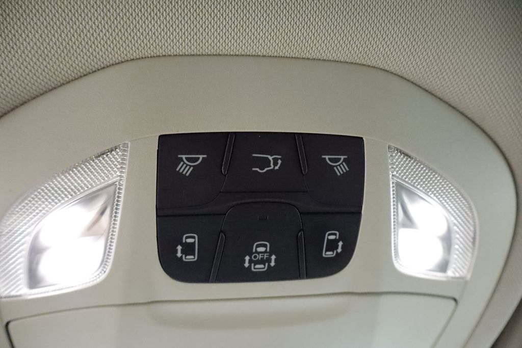 Thumbnail: 2024 Chrysler Pacifica - 28
