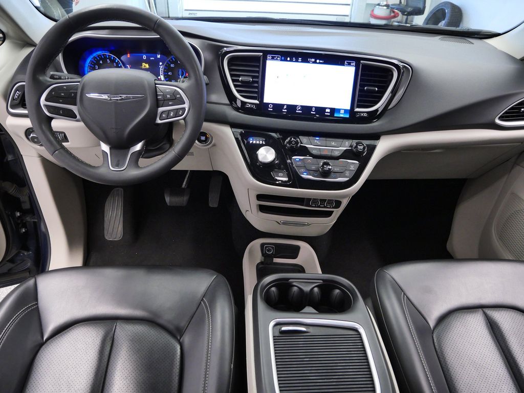 Thumbnail: 2023 Chrysler Pacifica - 2