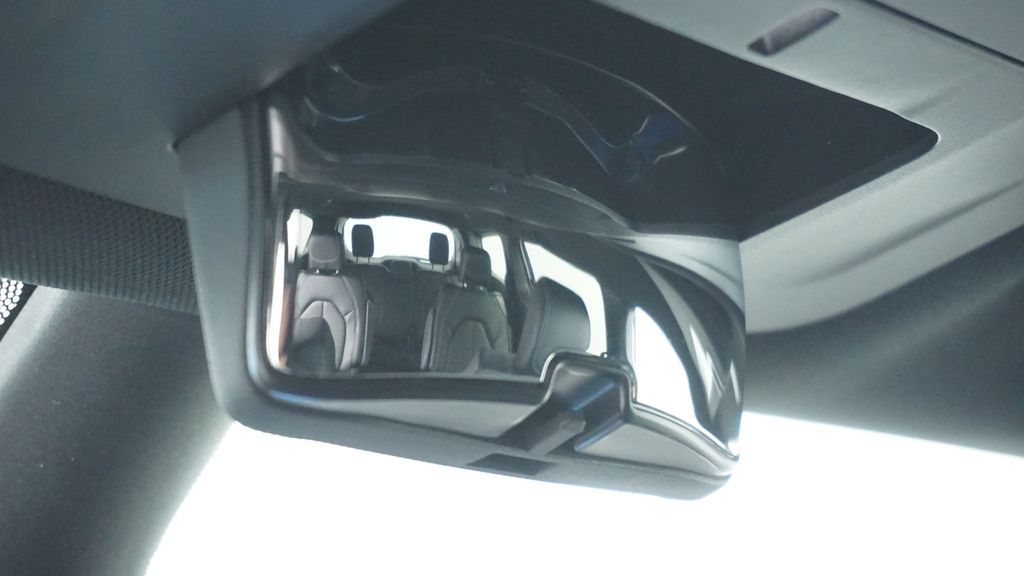 Thumbnail: 2026 Chrysler Voyager - 47