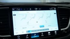 Thumbnail: 2026 Chrysler Voyager - 12