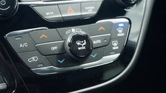 Thumbnail: 2026 Chrysler Voyager - 21