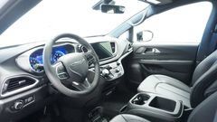 Thumbnail: 2026 Chrysler Voyager - 2