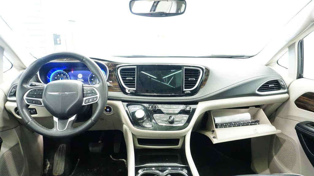 Thumbnail: 2023 Chrysler Pacifica - 2