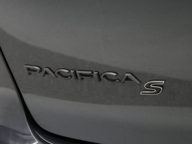 2021 Chrysler Pacifica Touring L 7