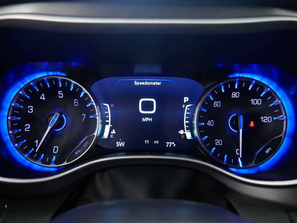 Thumbnail: 2027 Chrysler Pacifica - 13