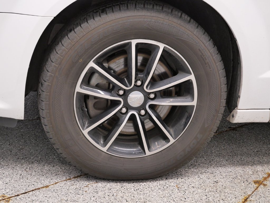 Thumbnail: 2015 Dodge Grand Caravan - 7