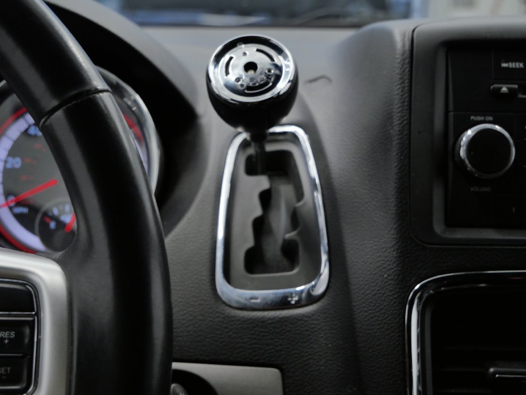Thumbnail: 2015 Dodge Grand Caravan - 12