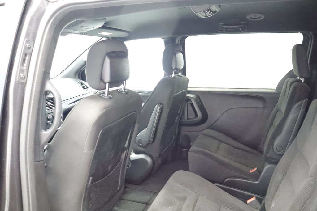 Thumbnail: 2018 Dodge Grand Caravan - 10