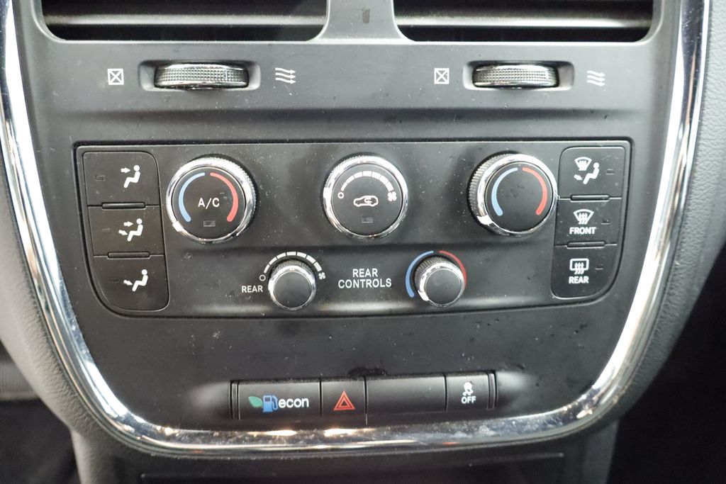 Thumbnail: 2018 Dodge Grand Caravan - 26