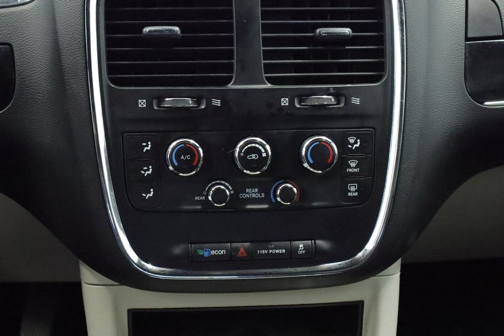 Thumbnail: 2018 Dodge Grand Caravan - 25