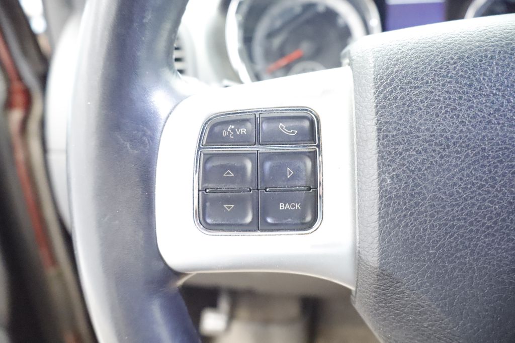 Thumbnail: 2019 Dodge Grand Caravan - 19