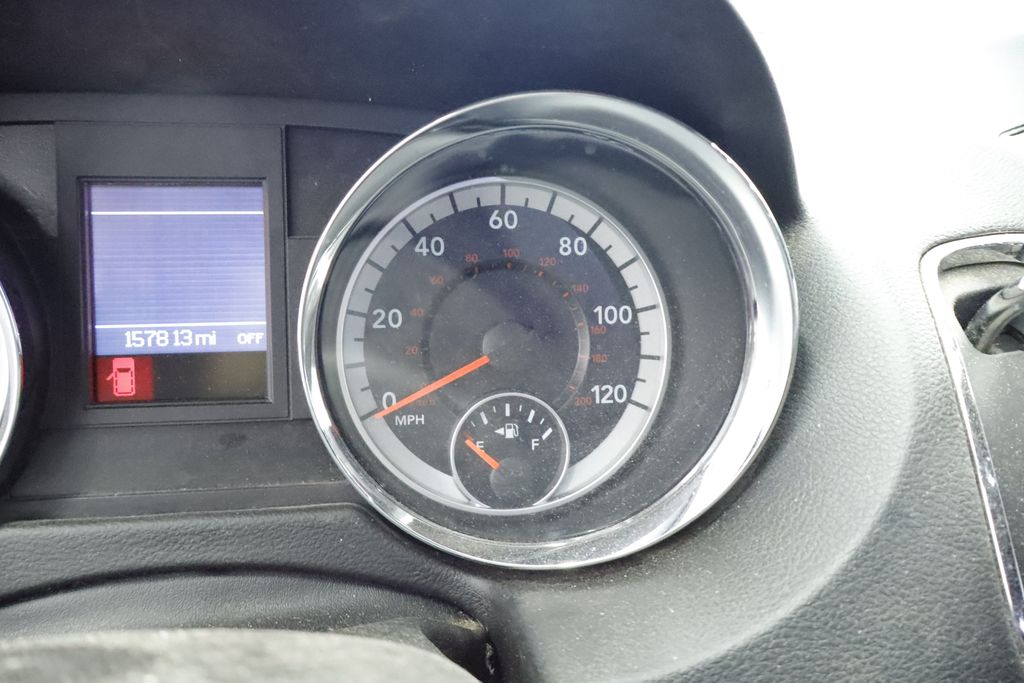 Thumbnail: 2019 Dodge Grand Caravan - 21