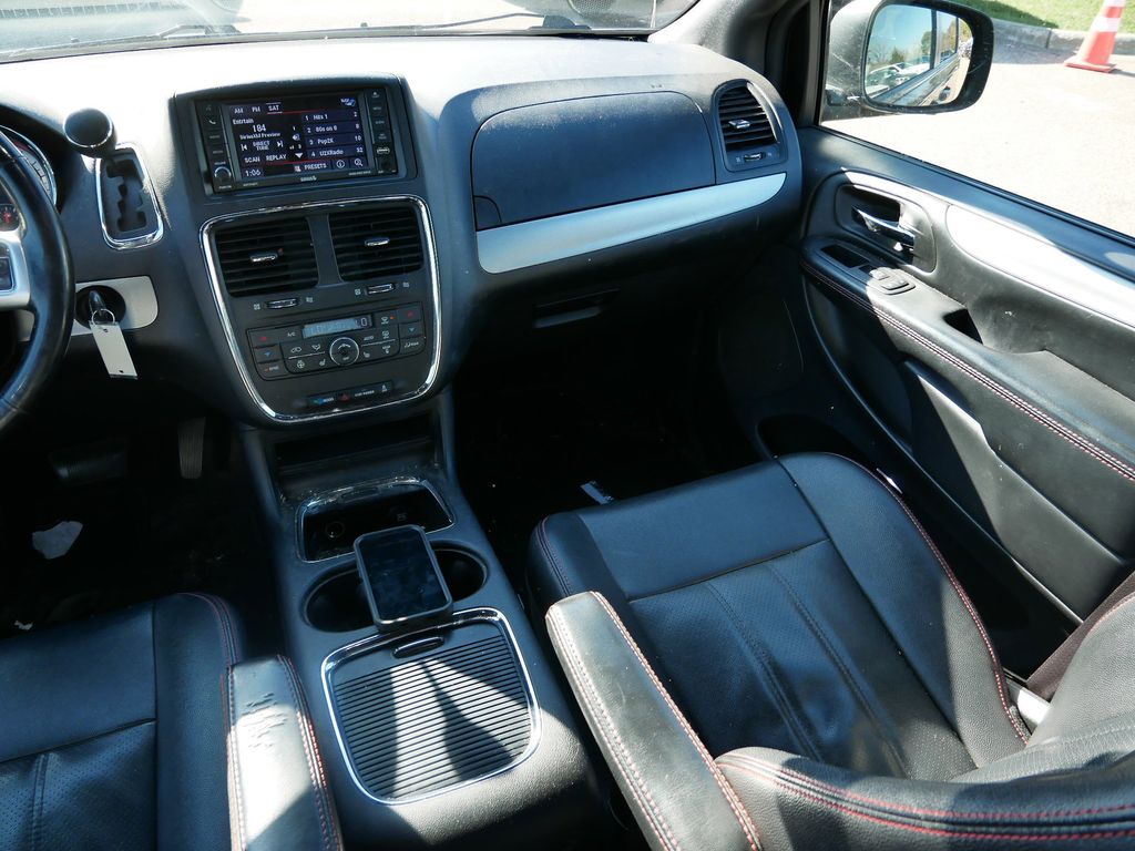 Thumbnail: 2019 Dodge Grand Caravan - 8