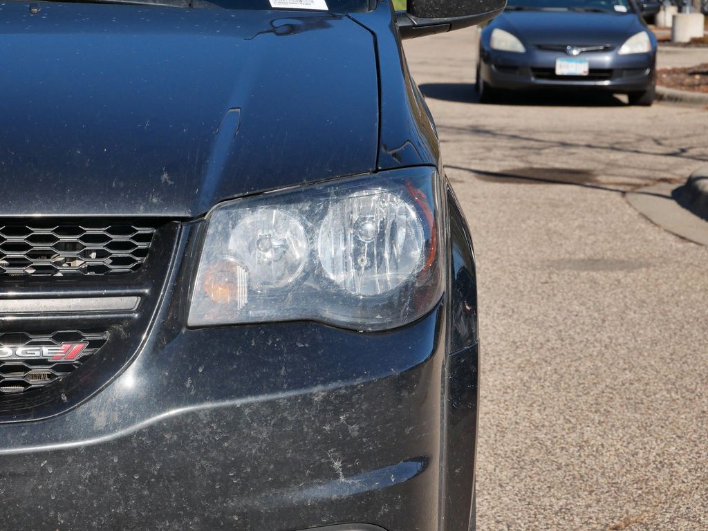 Thumbnail: 2019 Dodge Grand Caravan - 17