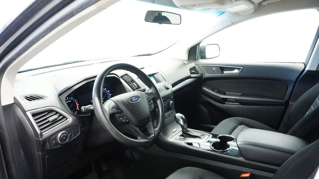 Thumbnail: 2018 Ford Edge - 13