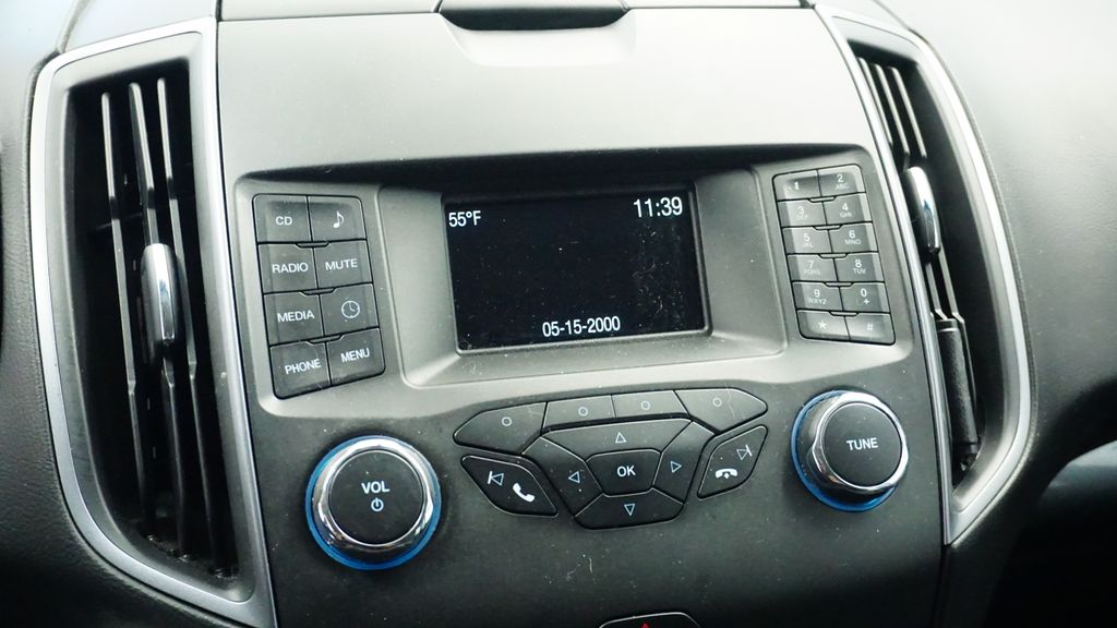 Thumbnail: 2018 Ford Edge - 14