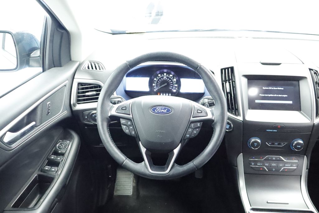 Thumbnail: 2019 Ford Edge - 9