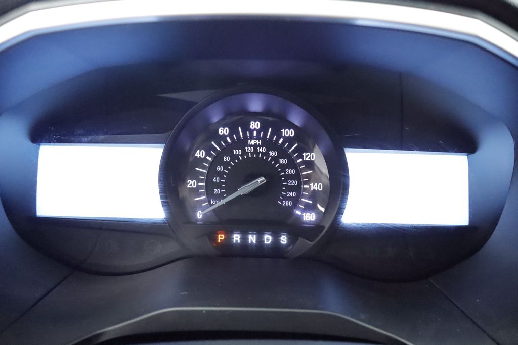 Thumbnail: 2019 Ford Edge - 17