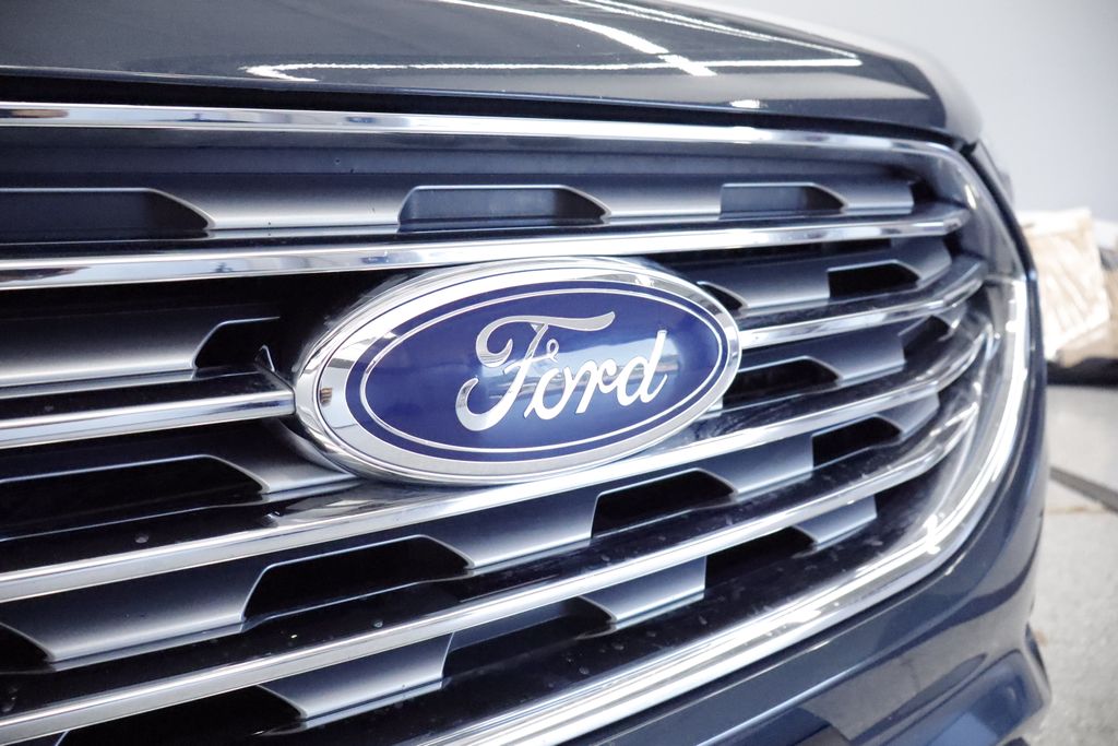 Thumbnail: 2019 Ford Edge - 7