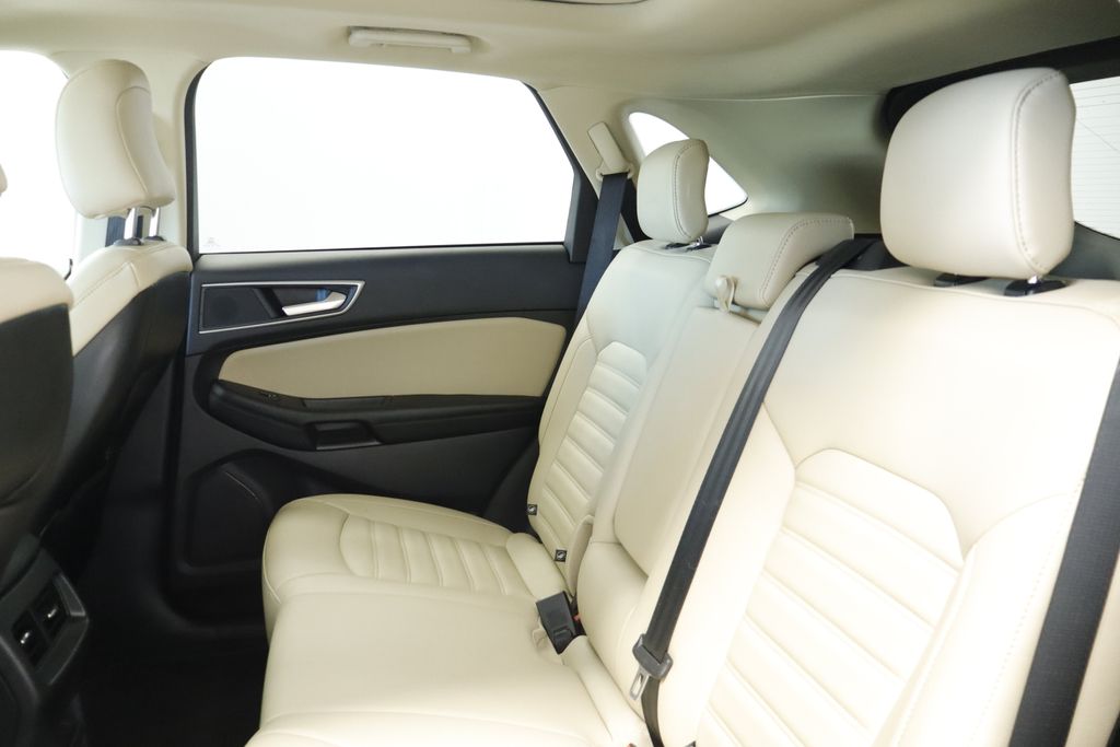 Thumbnail: 2023 Ford Edge - 24