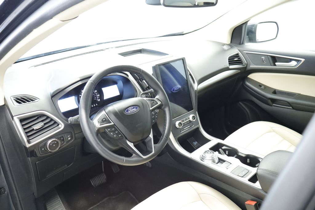 Thumbnail: 2023 Ford Edge - 12
