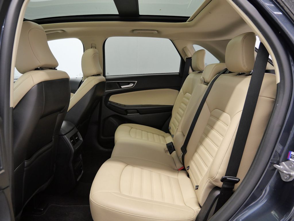 Thumbnail: 2023 Ford Edge - 10