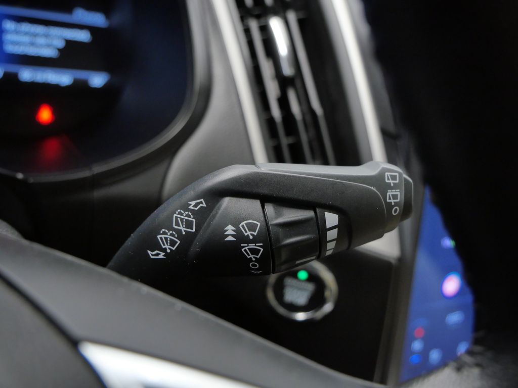 Thumbnail: 2023 Ford Edge - 12