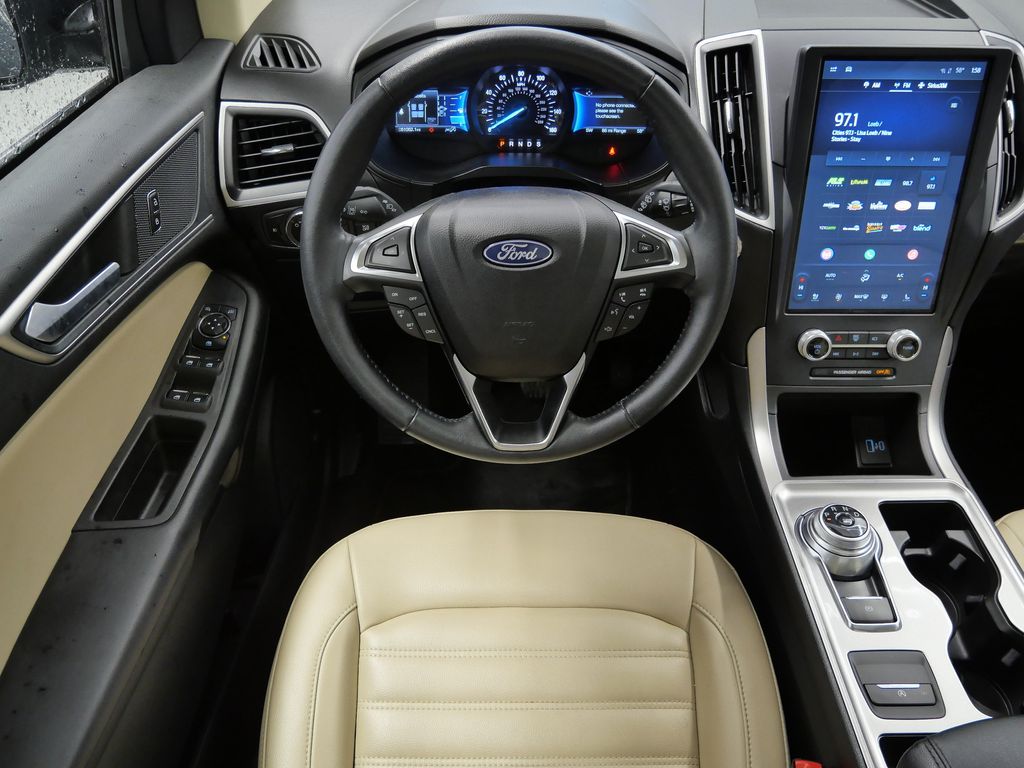 Thumbnail: 2023 Ford Edge - 2