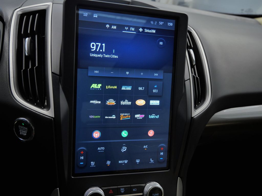 Thumbnail: 2023 Ford Edge - 11