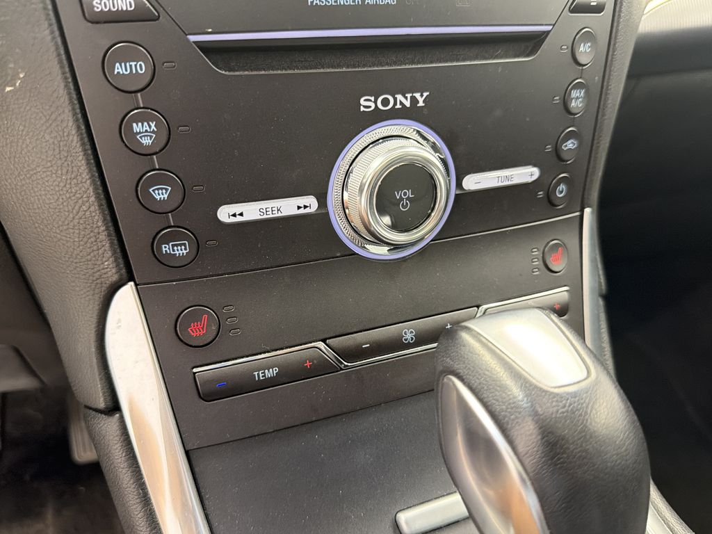 Thumbnail: 2017 Ford Edge - 28
