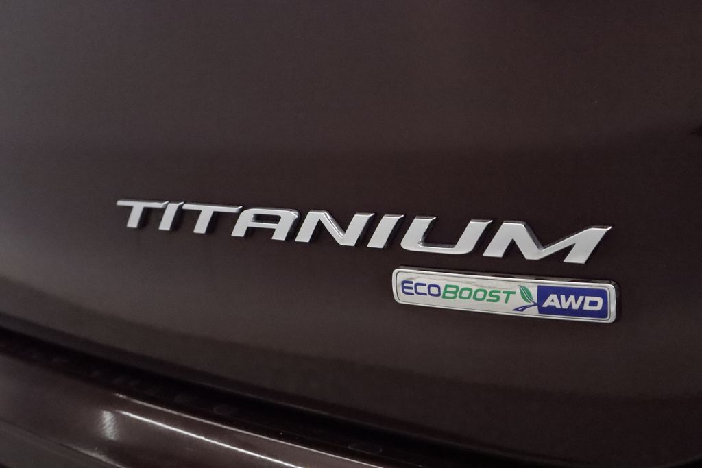 Thumbnail: 2020 Ford Edge - 24