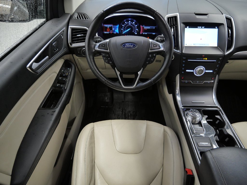 Thumbnail: 2019 Ford Edge - 2