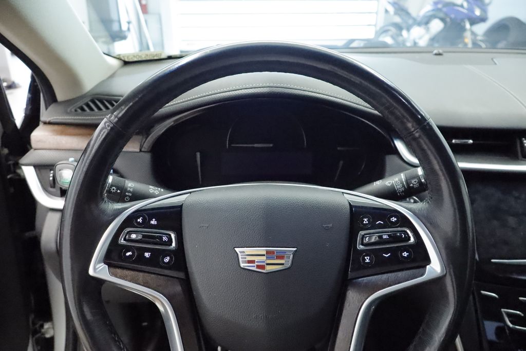 Thumbnail: 2019 Cadillac XTS - 8