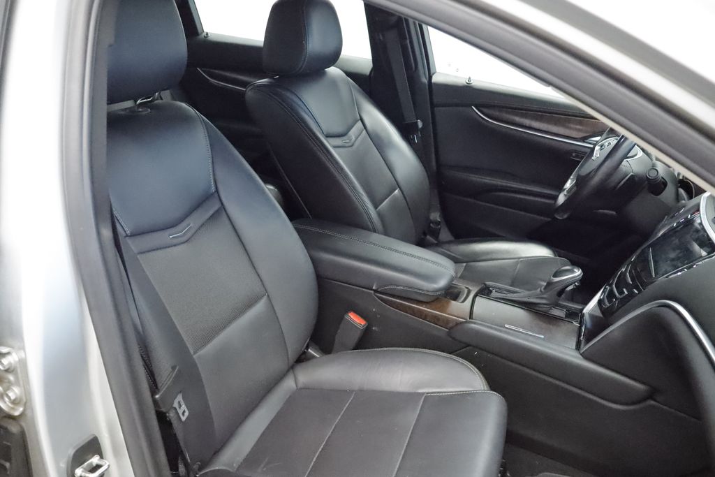 Thumbnail: 2019 Cadillac XTS - 10