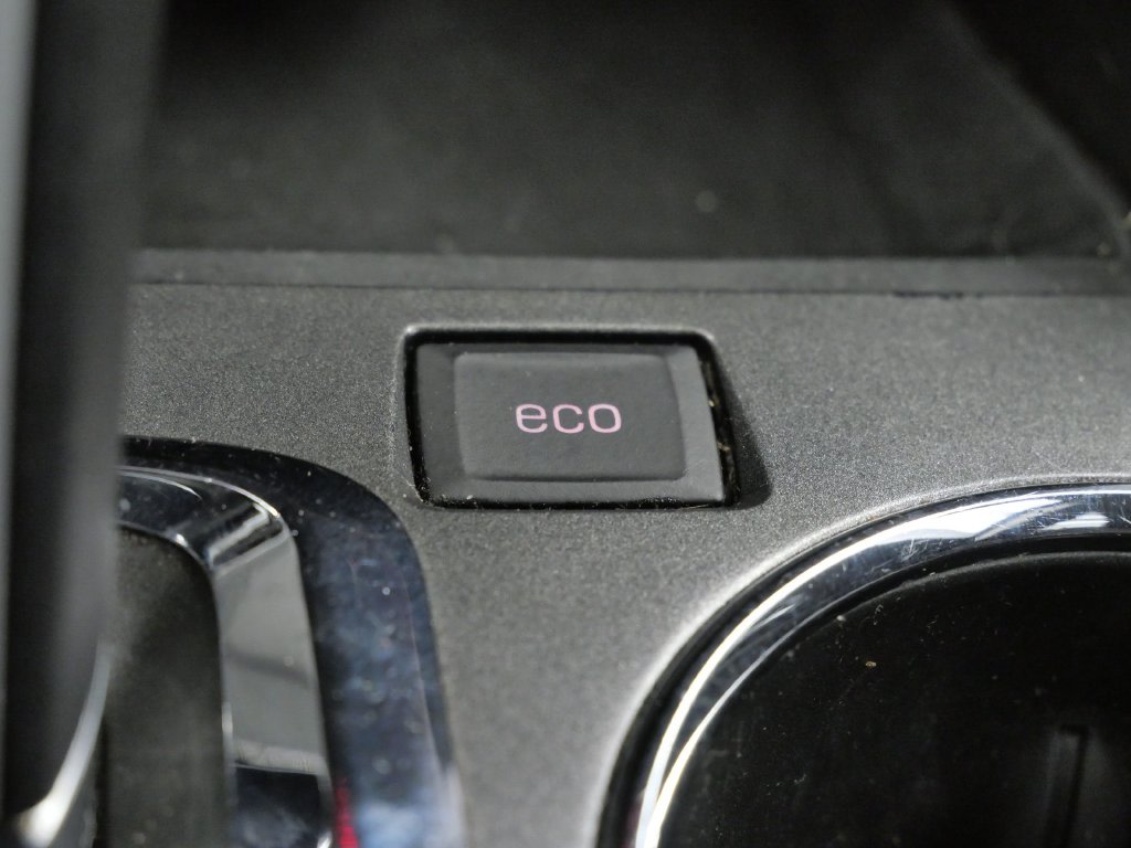 Thumbnail: 2014 GMC Terrain - 26