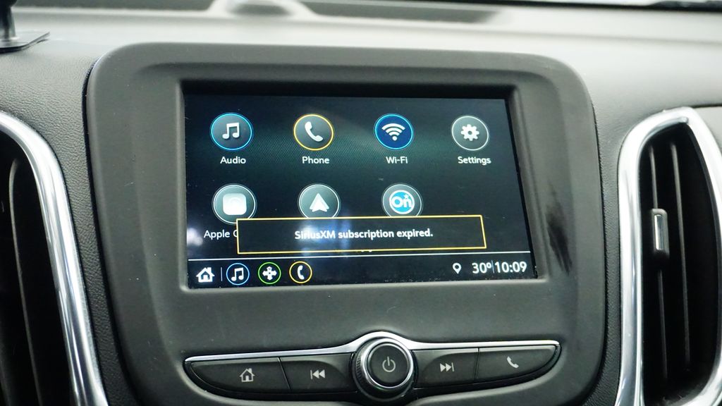 Thumbnail: 2019 Chevrolet Equinox - 14